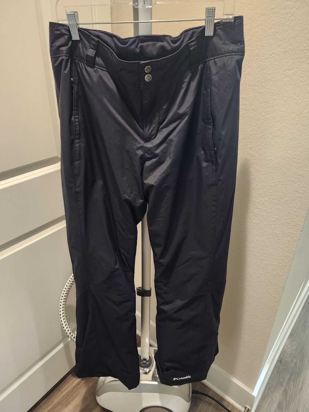 Columbia Women’s Fleece-Lined Snow/Ski Pants in Black (Size Large)